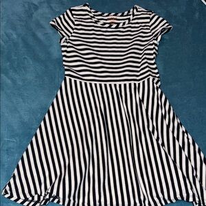 Cat & Jack Black and White Striped Kids Dress